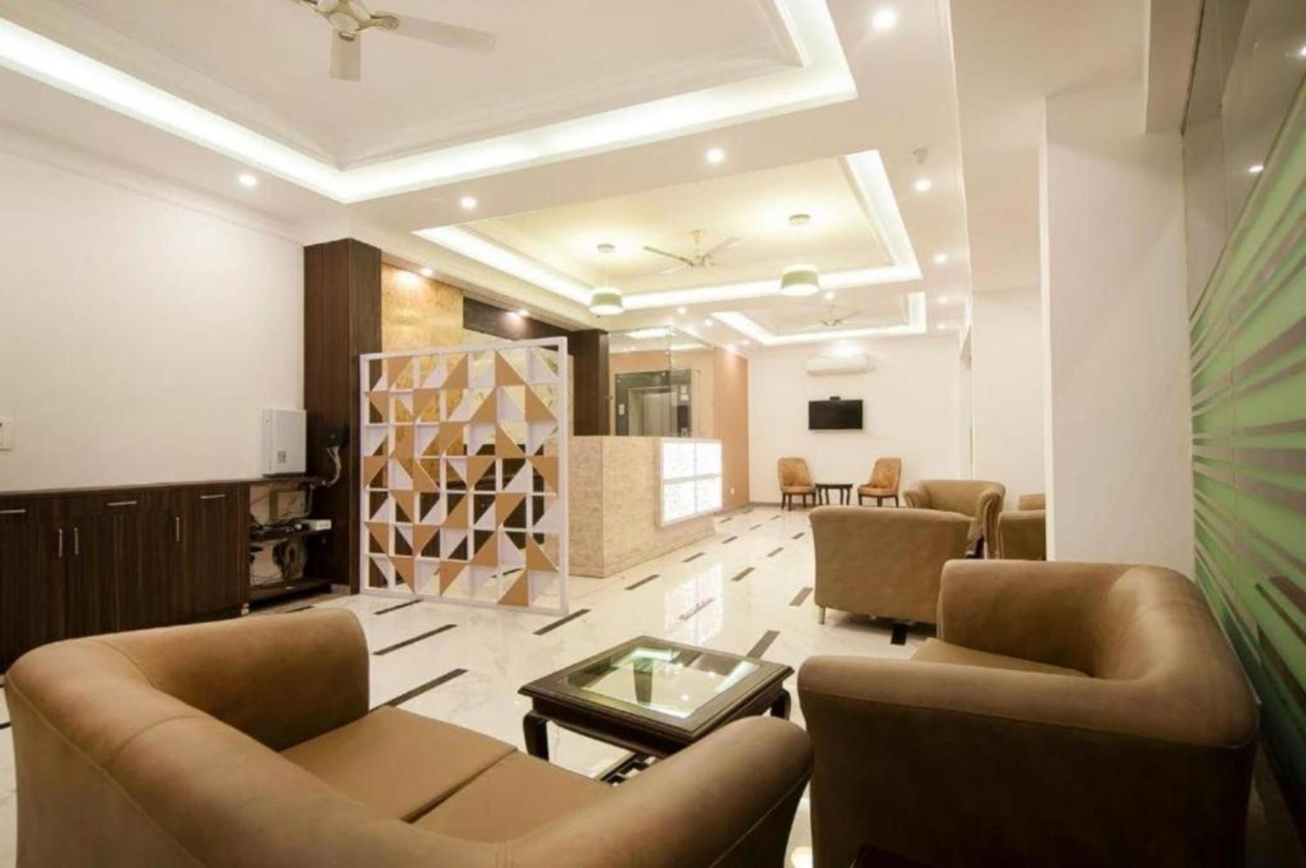 Hotel The Almora By Rs Global Near By Delhi International Airport With - Free Airport Drop New Delhi