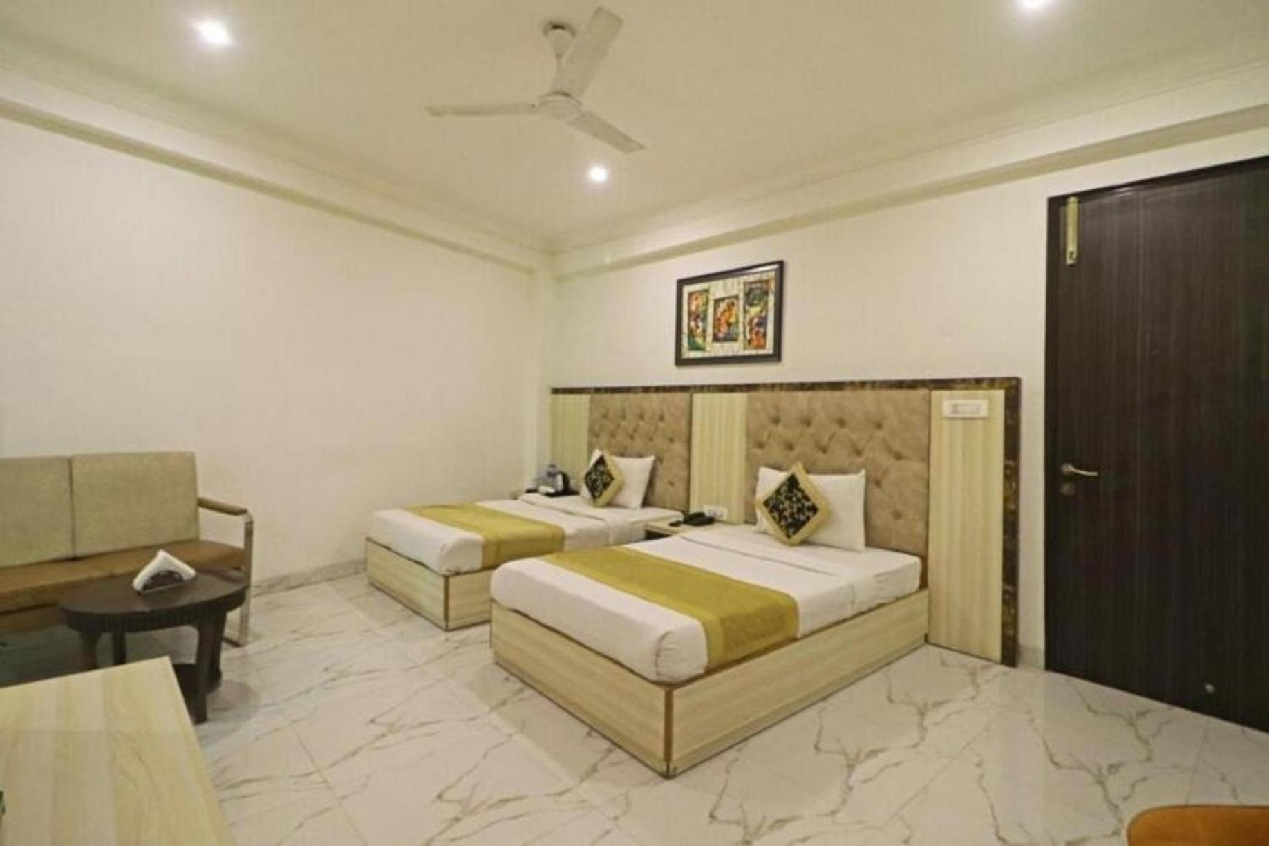 The Almora By Rs Global Near By Delhi International Airport With - Free Airport Drop